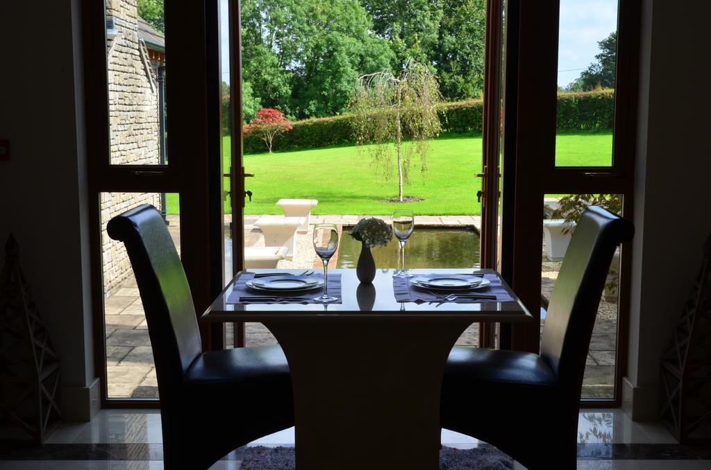 Llwyn Helyg Country House Affittacamere Carmarthen Esterno foto
